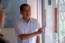 wong yip lung (6 ba) points out entrance sign to wong yip chong (10 sook)
