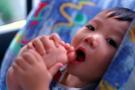 he can't talk but he can still put his foot in his mouth: wong seng chak demonstrates remarkable agility, eye contact