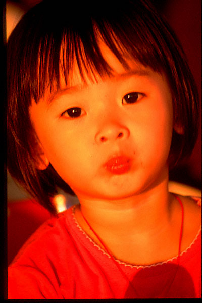 wong oi yin headshot with warm sunset light